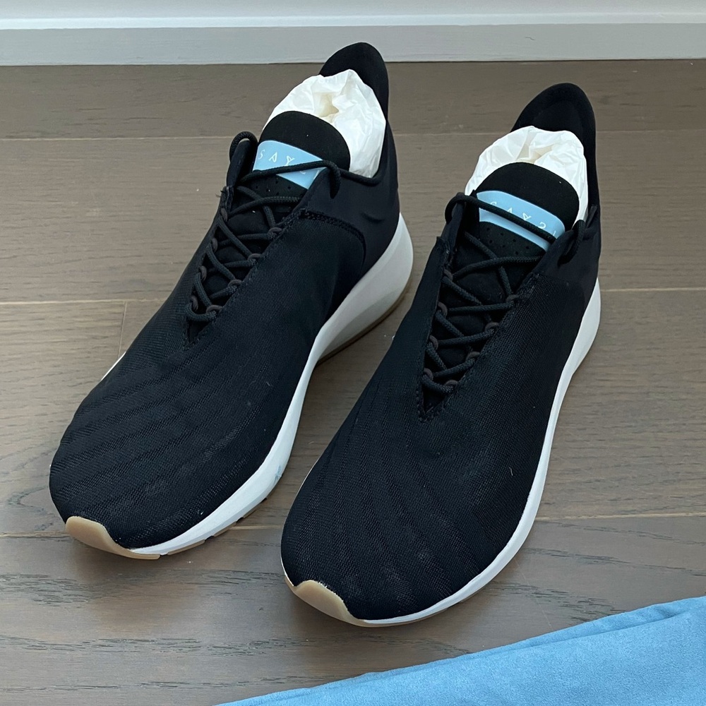 🆕 Saysh One x Black Sneaker Size 9